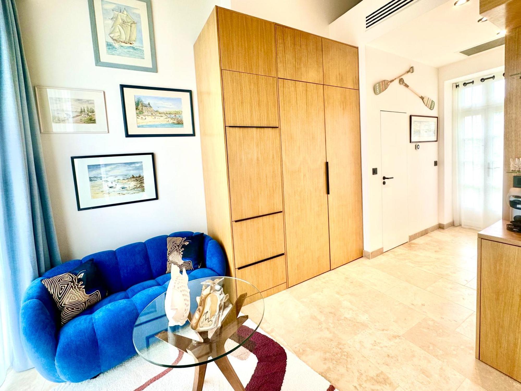 Chateau De Lafont Suites Saint-Vivien  외부 사진