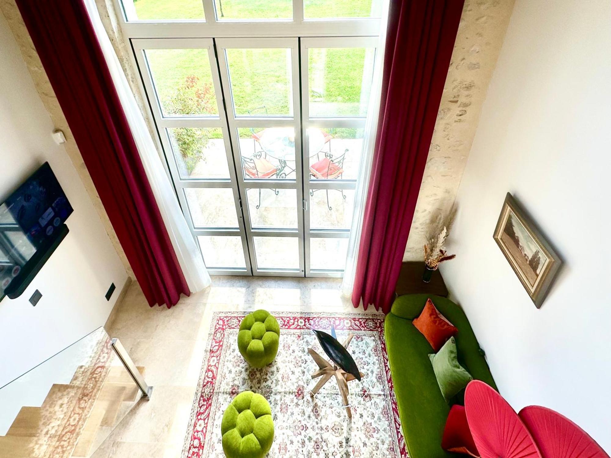 Chateau De Lafont Suites Saint-Vivien  외부 사진