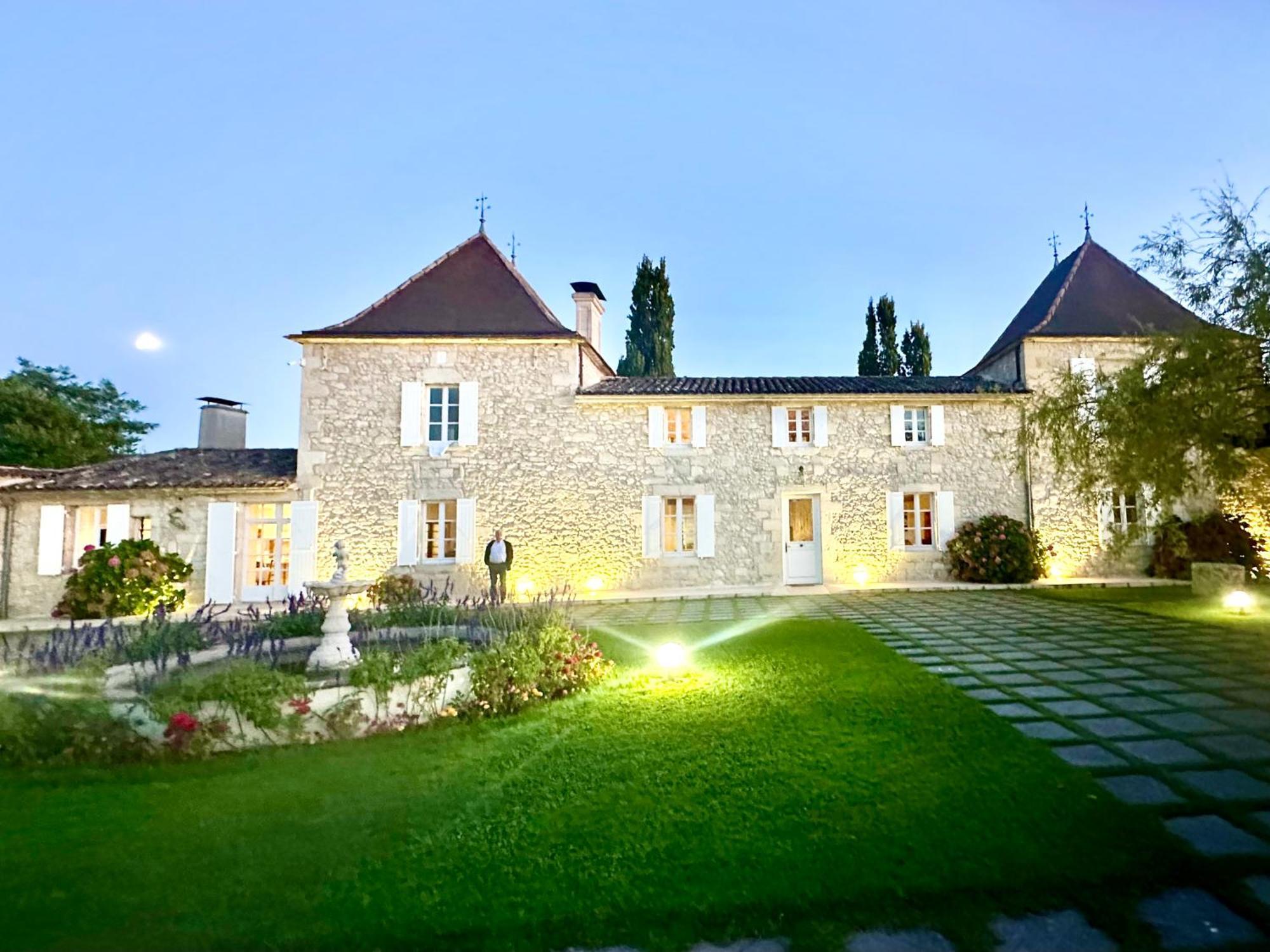 Chateau De Lafont Suites Saint-Vivien  외부 사진